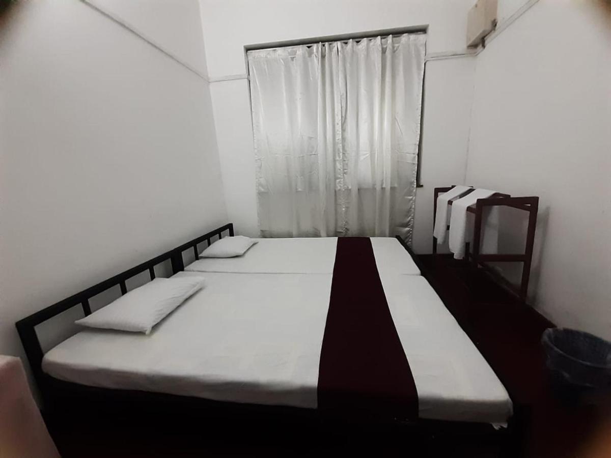 Lazy Bear Best Hostel In Kandy Kültér fotó