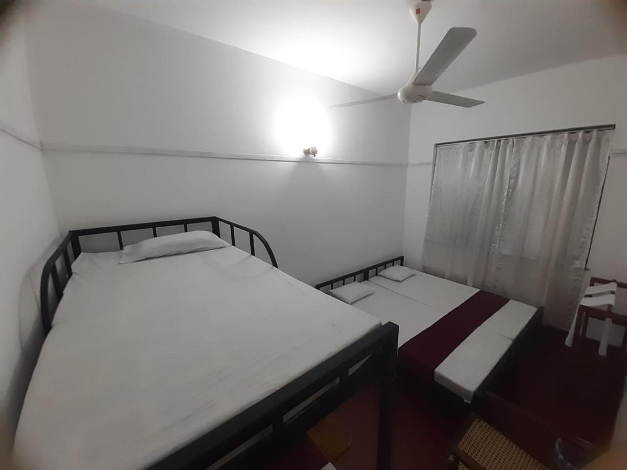 Lazy Bear Best Hostel In Kandy Kültér fotó
